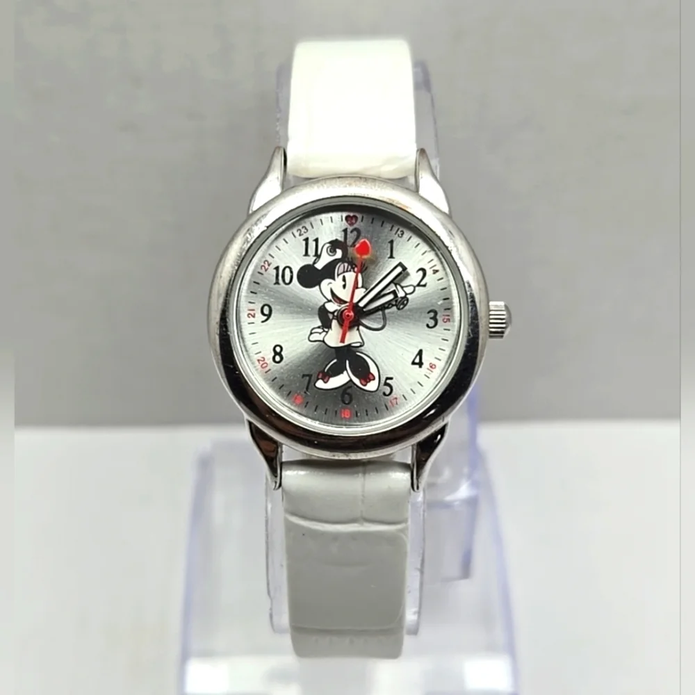 Womens Disney Minnie Mouse Nurse Watch White Silver Tone New Battery Classic